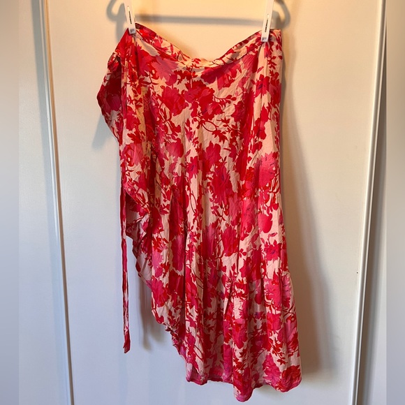 Mira Wrap Skirt Beach Cover Up Pink Floral Flowers Cute Size Small - Picture 3 of 5